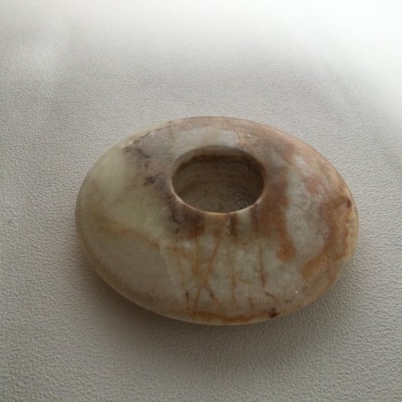 Solid stone candle holder - Picture 4 of 5